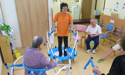 ケアトランポリン